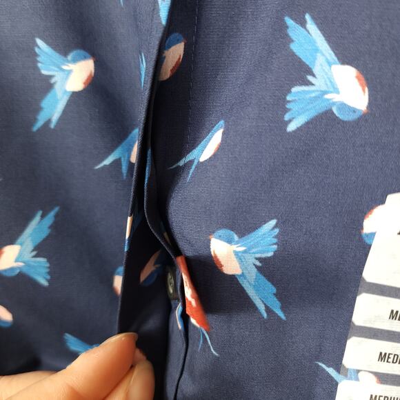 Duluth Wrinklefighter Tunic in Blue Bird Size M - Picture 5 of 9